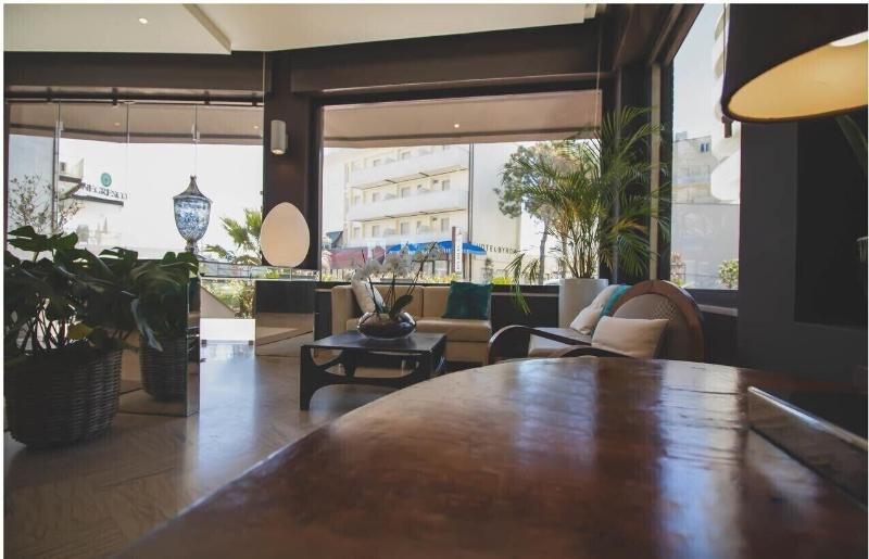 Hotel Caraibi Milano Marittima Kültér fotó