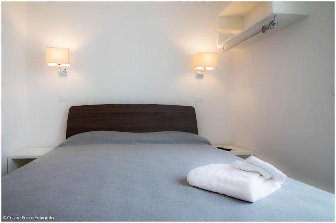 Hotel Caraibi Milano Marittima Kültér fotó