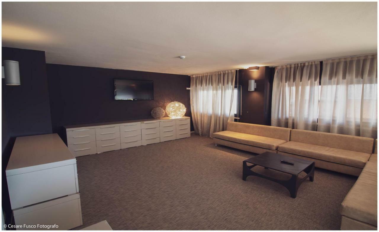 Hotel Caraibi Milano Marittima Kültér fotó