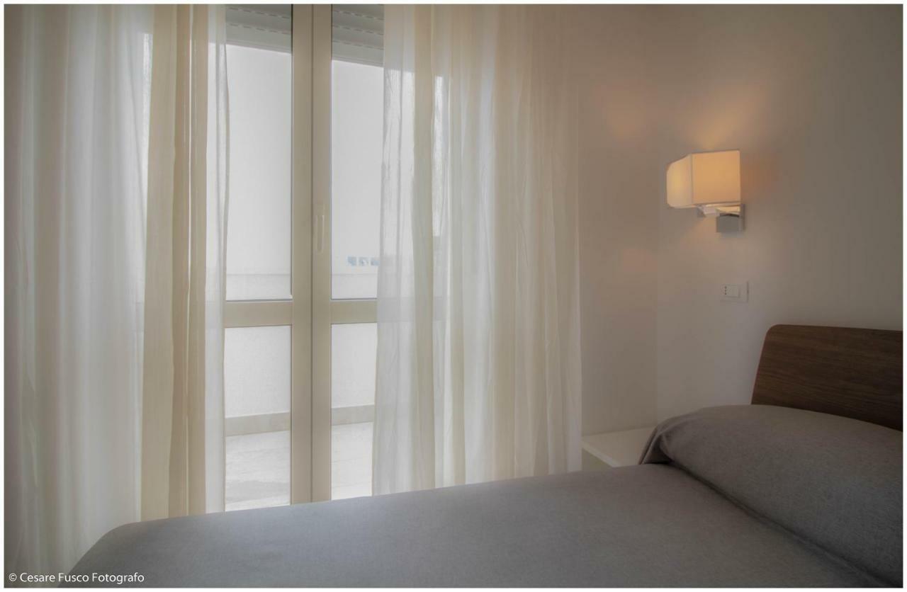 Hotel Caraibi Milano Marittima Kültér fotó