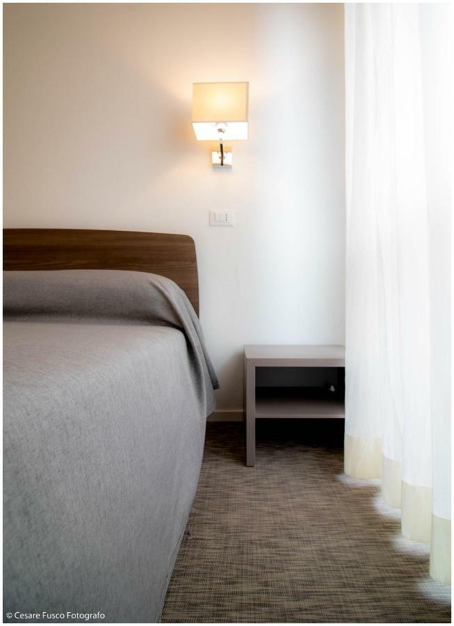 Hotel Caraibi Milano Marittima Kültér fotó