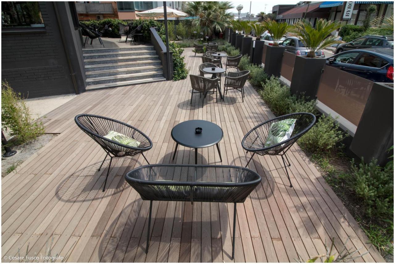 Hotel Caraibi Milano Marittima Kültér fotó